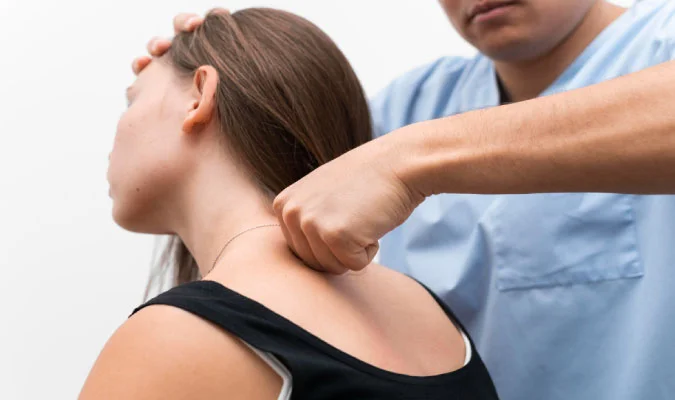 How Chiropractic Adjustments Can Help Reduce Whiplash Symptoms
