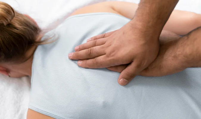Por Qué Es Crucial Ver a un Quiropráctico Después de un Accidente de Auto para una Recuperación Completa
