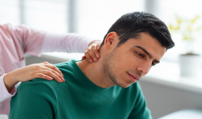 Chiropractor for whiplash care that helps you recover with confidence